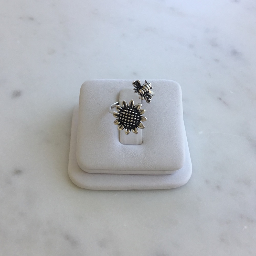 Sterling Silver Bee & Sunflower Ring - Picture 7 of 14